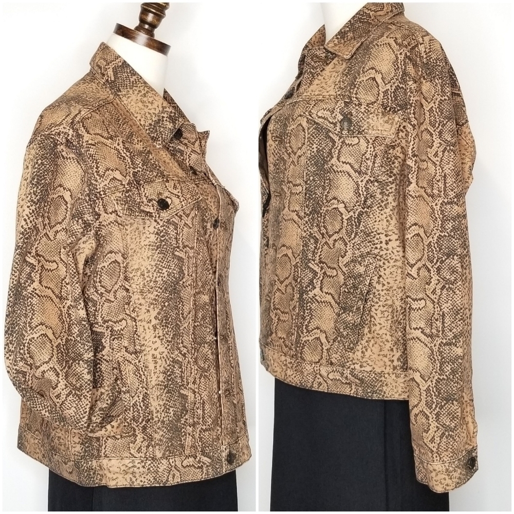 New Free People Brown Snake Skin Print XS Cotton Boho Neutral Y2K Trucker Jacket - Picture 5 of 12